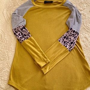 Fall long sleeve multi print shirt